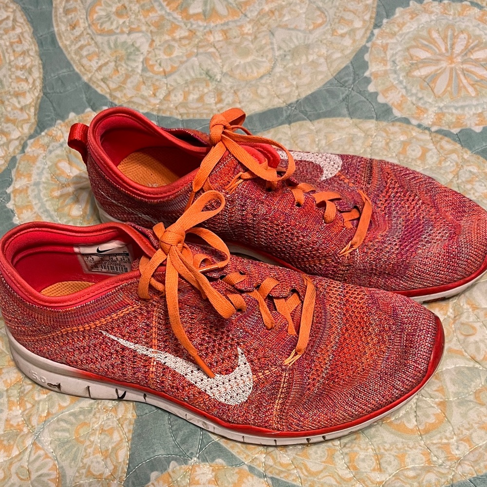 Nike Women's Red and Orange Knit Sneakers